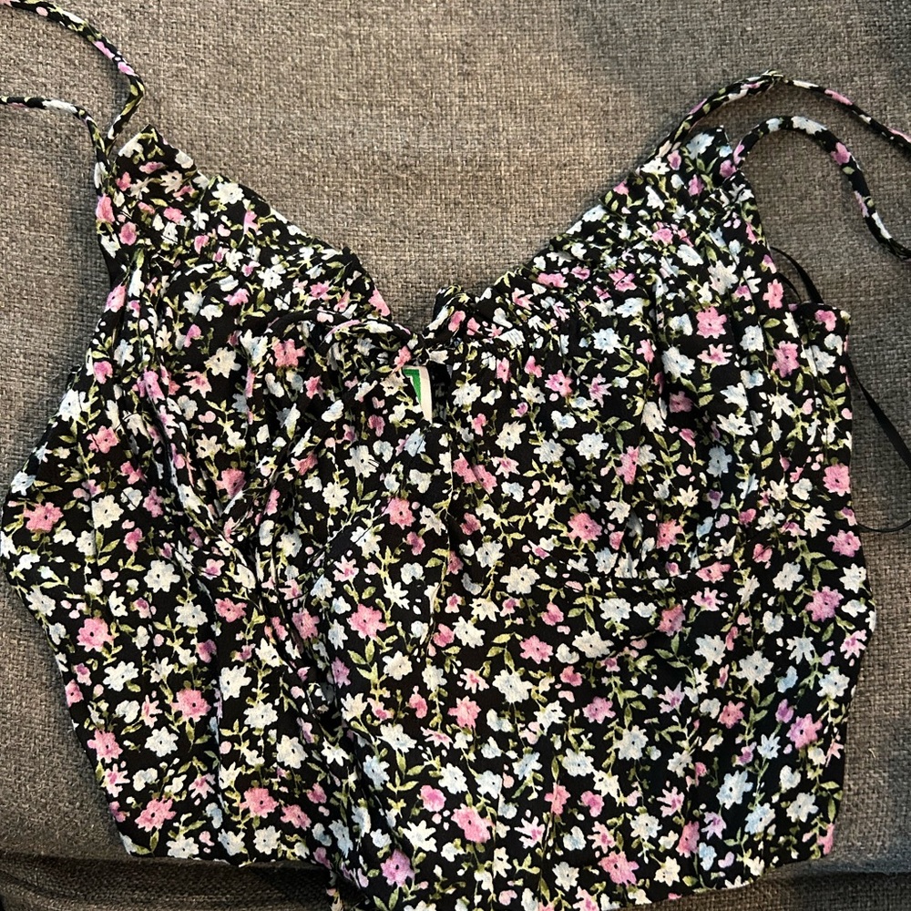 Floral Black and White Women's Top